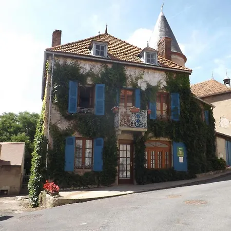 Pres D'un Chateau Avec Jardin, Terrasse, Parking Et Wifi, A 14 Km De Vichy - Fr-1-489-1 度假居 *